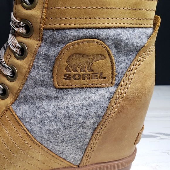 Sorel 'Lexie' Wedge Boot in Tan & Gray - size 6 Women's - Picture 9 of 13